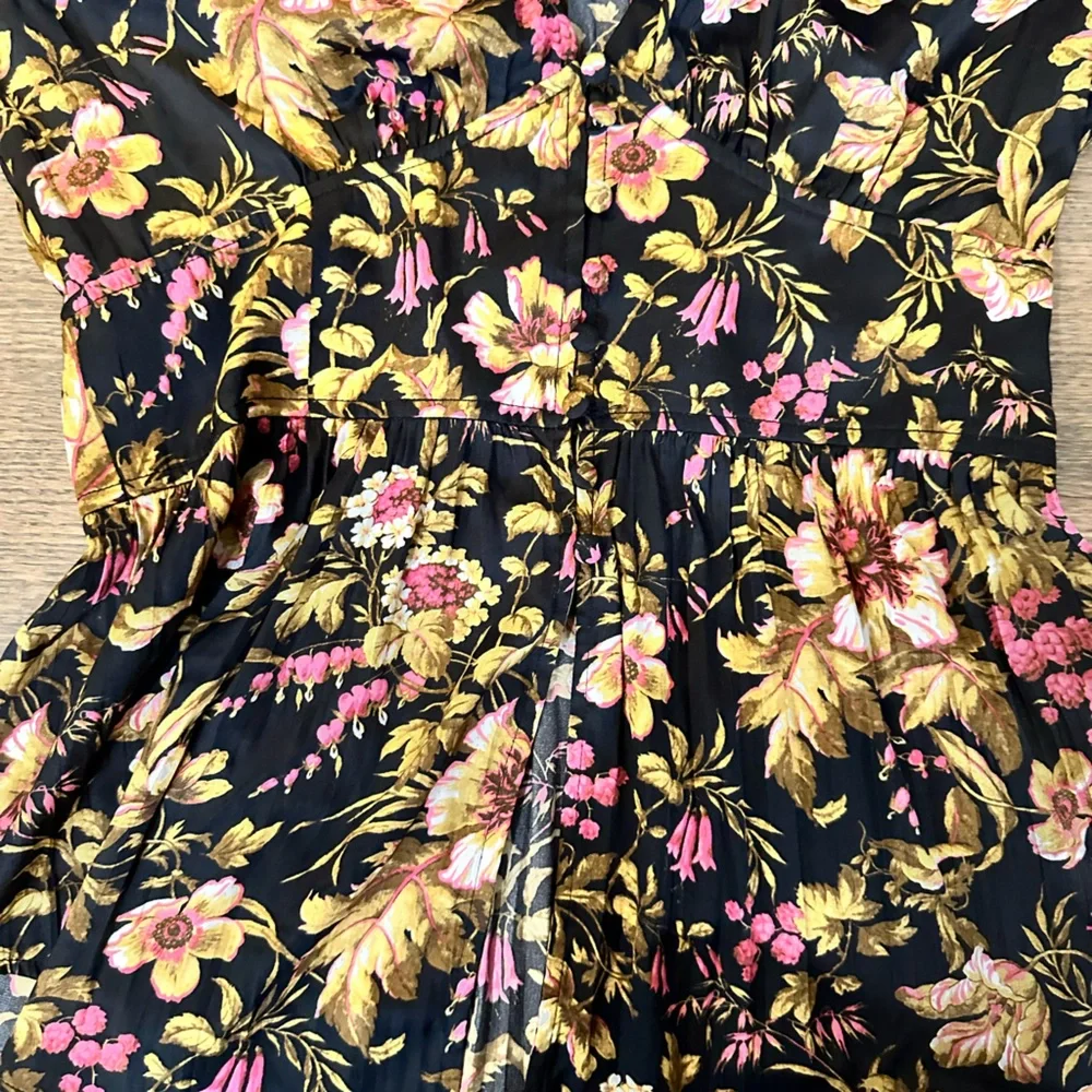 NEW Anthropologie Deep-V Floral Tunic Blouse-Size Small - Picture 7 of 16